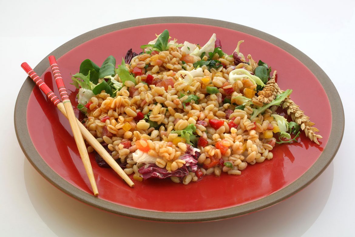 Ensalada de cuscús y fresas
